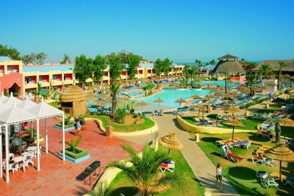 basen, teren hotelu