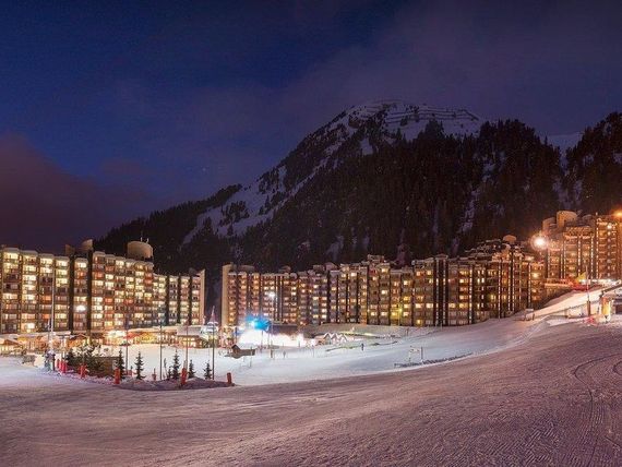 obiekt, teren hotelu