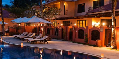 teren hotelu, obiekt, basen