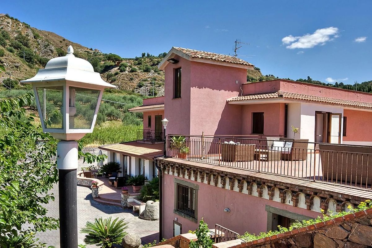 teren hotelu, obiekt