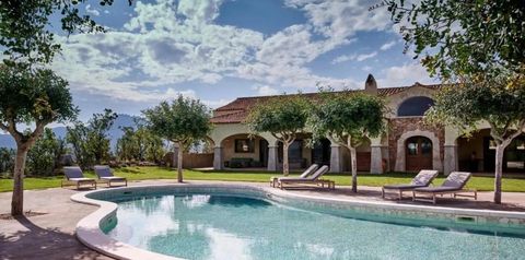 teren hotelu, obiekt, basen