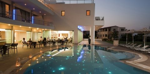 obiekt, teren hotelu, basen