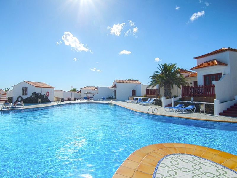 Castillo Beach Bungalows