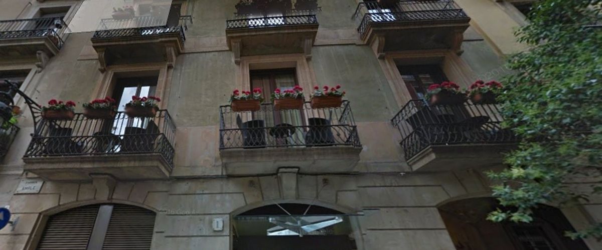 teren hotelu, budynek główny