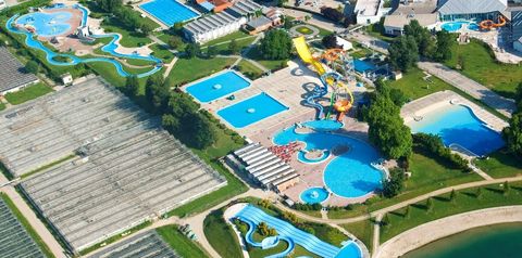 teren hotelu, basen, aquapark