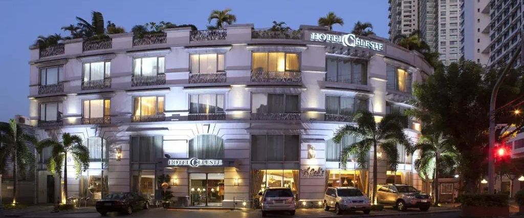 teren hotelu, budynek główny, obiekt