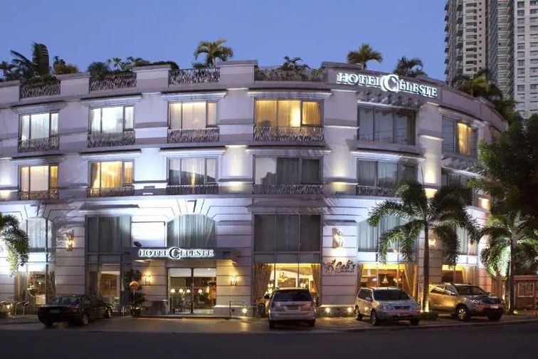 teren hotelu, budynek główny, obiekt