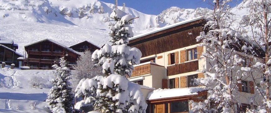 budynek główny, teren hotelu