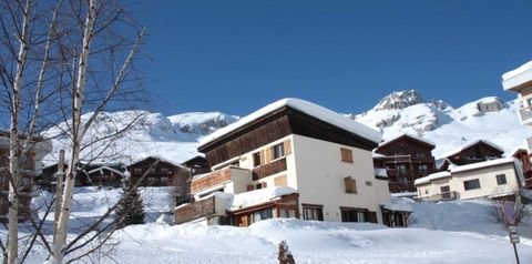 budynek główny, teren hotelu