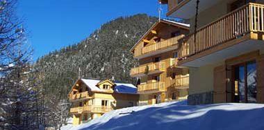 budynek główny, teren hotelu