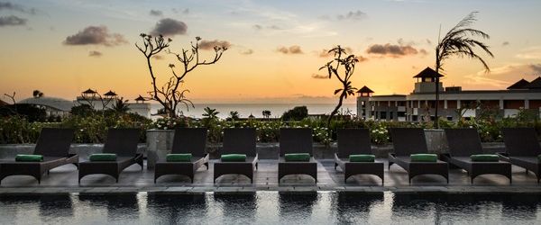teren hotelu, basen