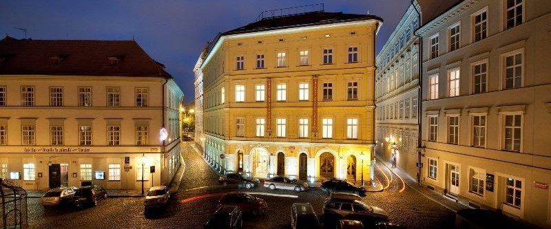 teren hotelu, obiekt