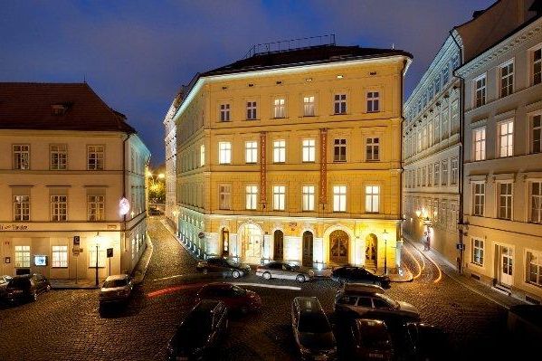 teren hotelu, obiekt
