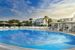 teren hotelu, basen, restauracja