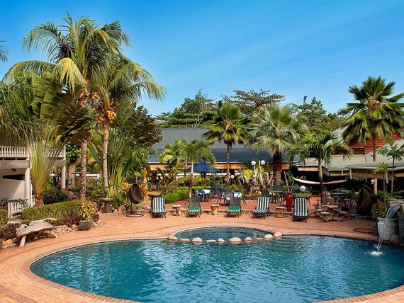 Basen w Chateau Saint Cloud na wyspie La Digue