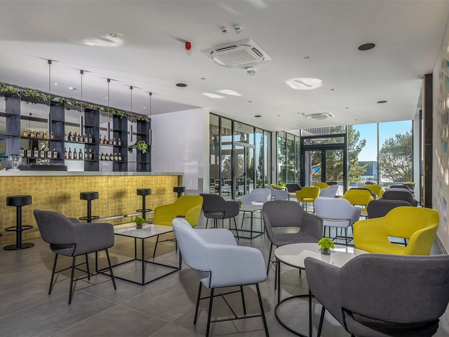 drink bar