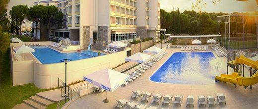 Adria (Biograd na Moru)