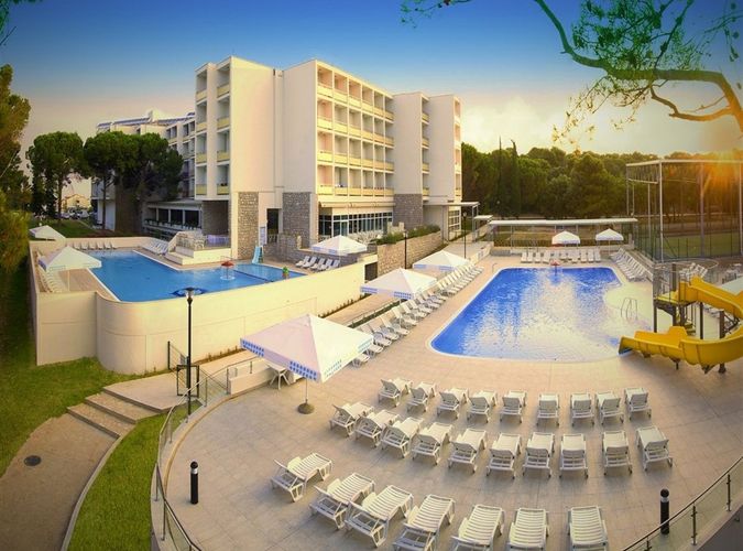 Adria (Biograd na Moru)