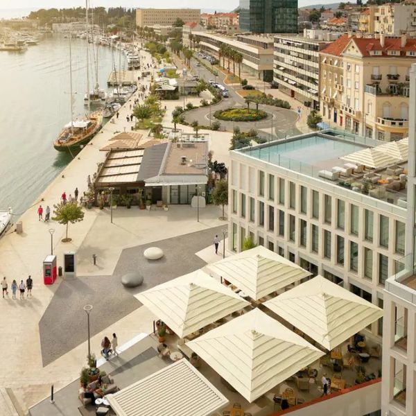 Ambasador(Split)