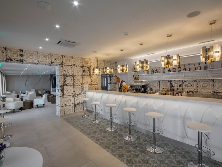 drink bar