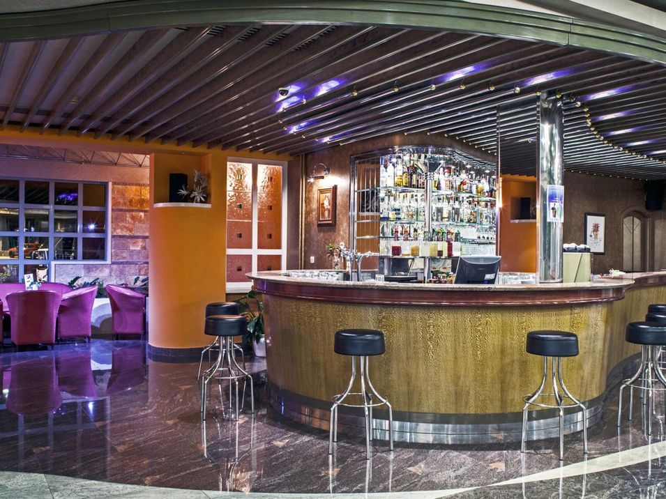 drink bar