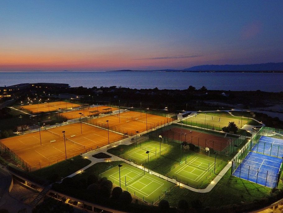 sport i rekreacja, korty tenisowe