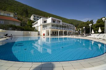 Faraon (Trpanj)