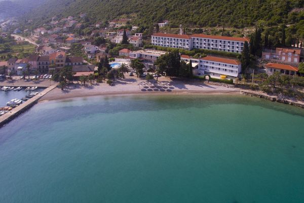 Faraon (Trpanj)
