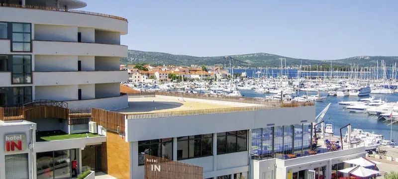 In (Biograd na Moru)