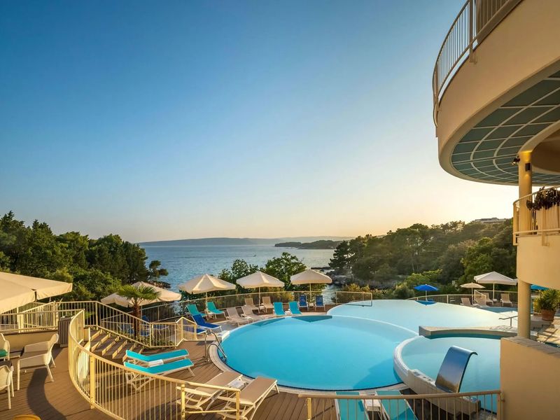 Krk Sunny Hotel (ex. Valamar Koralj) 3*
