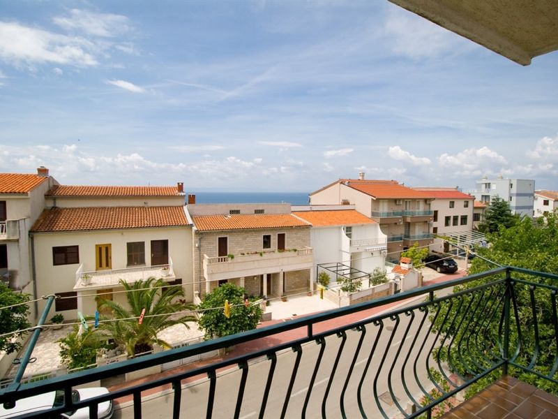 Makarska - Pokoje Gościnne 3*