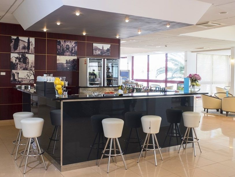 drink bar