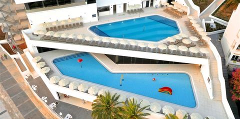 obiekt, teren hotelu
