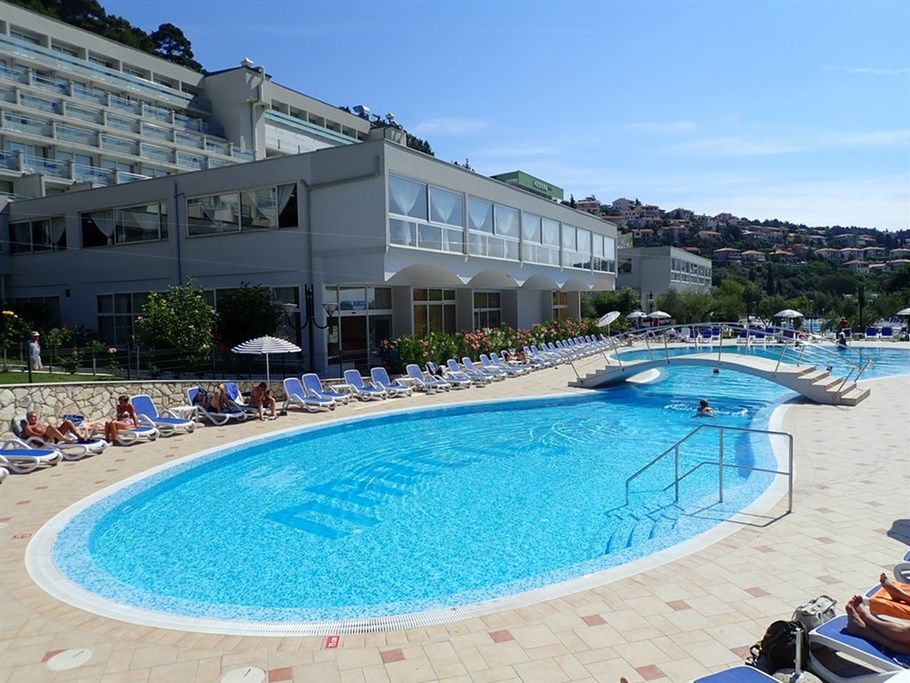 teren hotelu, basen