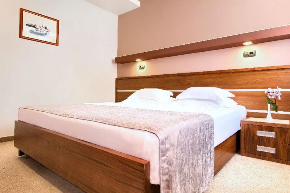 Plaza - Zdjecie hotelu