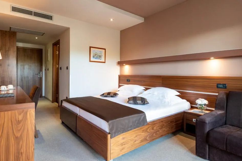 Plaza - Zdjecie hotelu