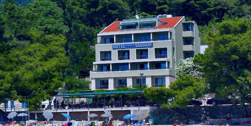 obiekt, budynek główny, teren hotelu, plaża