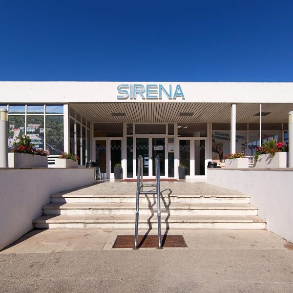 Sirena (Hvar)
