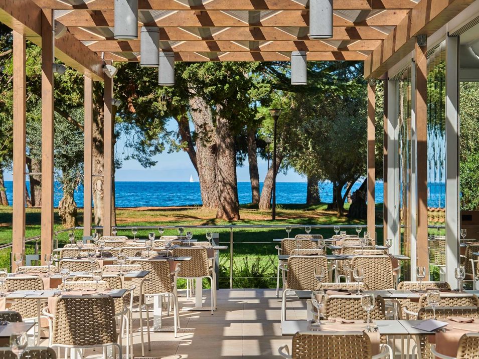 teren hotelu, restauracja