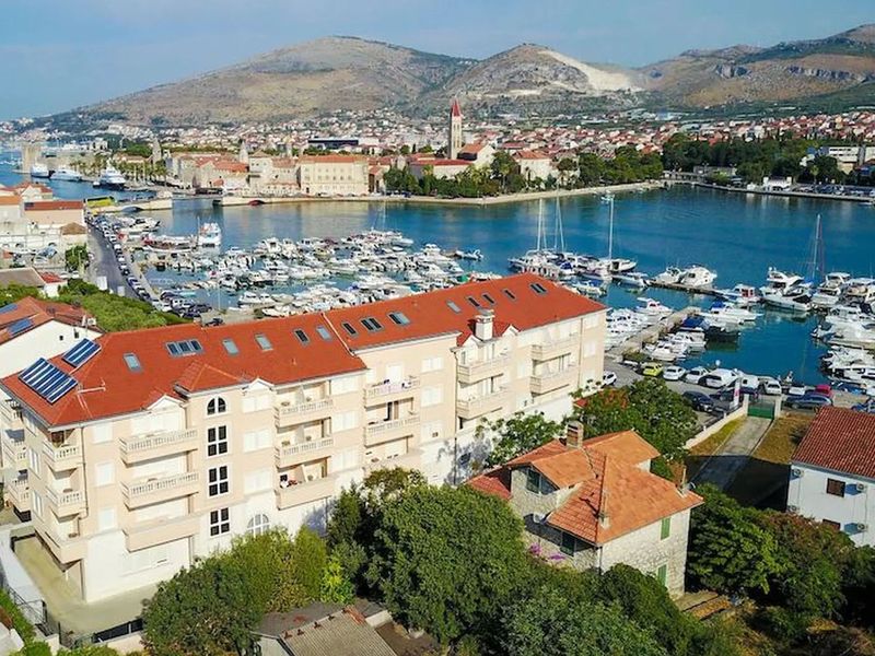 Trogir Palace