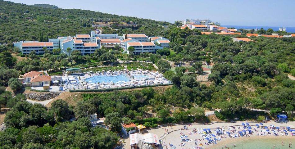 obiekt, teren hotelu
