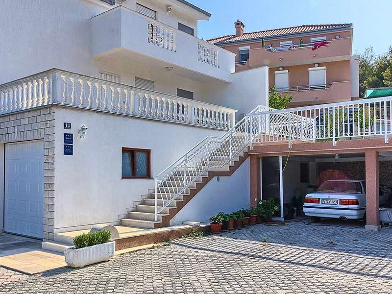 Villa Bozo