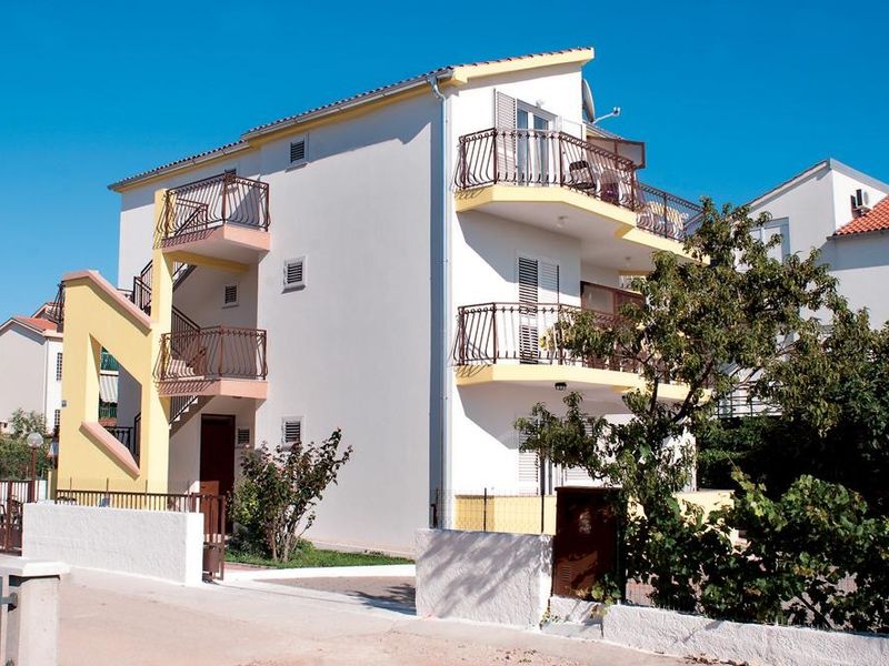 Villa Mara 3*