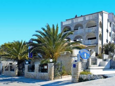 Villa Tina 3*