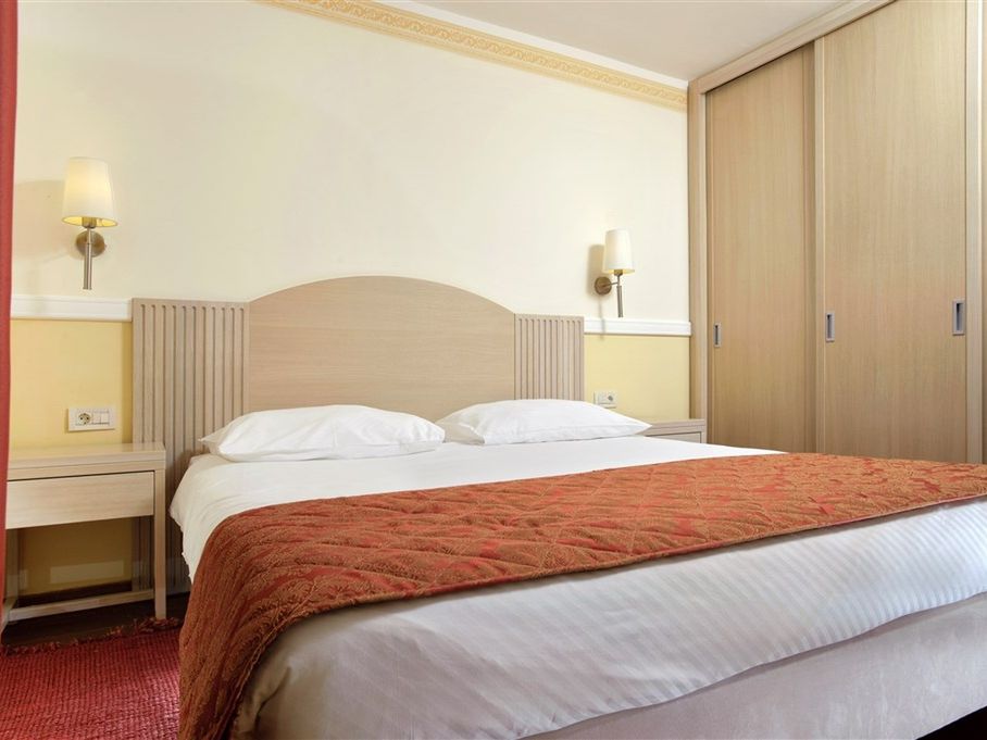 pokój, apartament