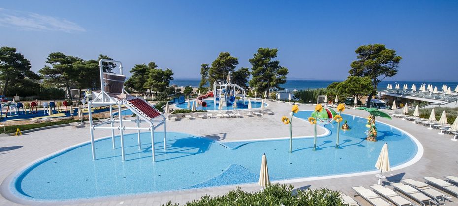 Zaton Holiday Resort Apartments