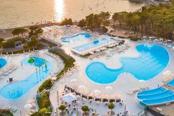 Zaton Holiday Resort Apartments