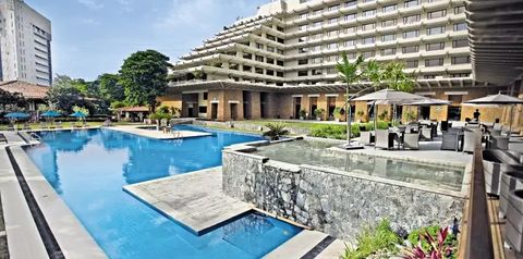 obiekt, teren hotelu, basen