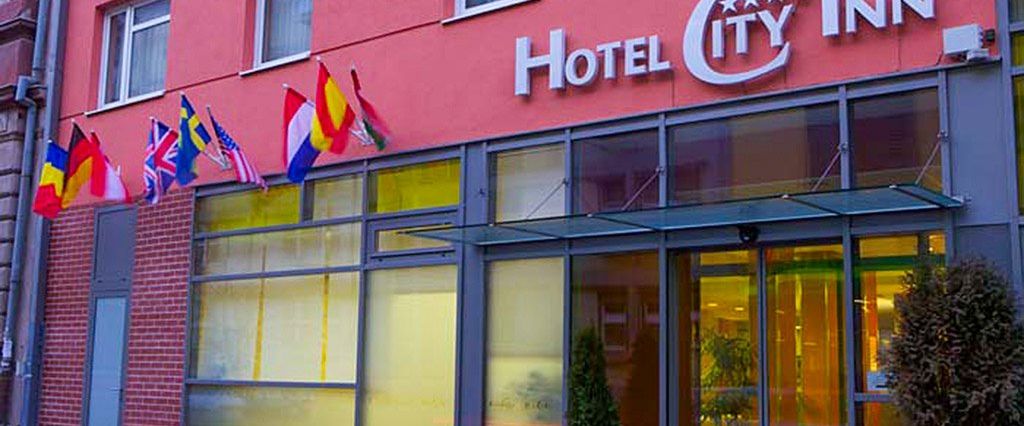 obiekt, budynek główny, teren hotelu