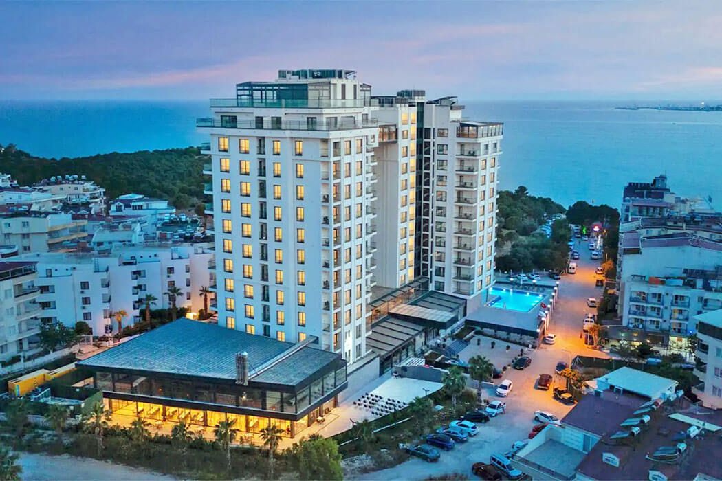teren hotelu, basen, obiekt